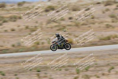 media/Apr-20-2025-AHRMA (Sun) [[393a79c373]]/Race/Group 7/Turn 4b/